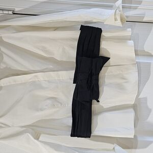 ( Used ) Carolina Herrera Elegant Taffeta Blouse with Black Bow